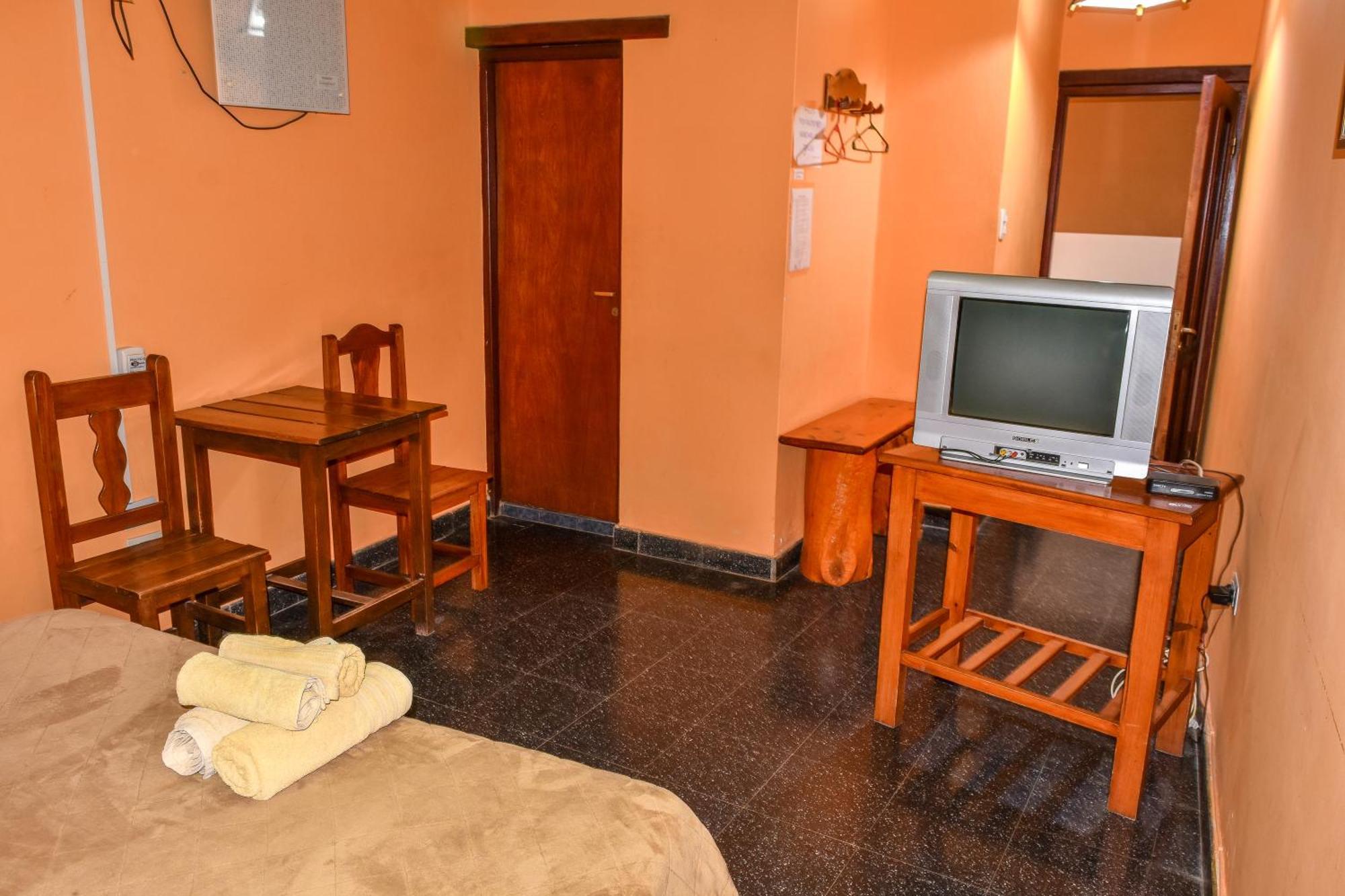 Hotel El Jardin Dante Tilcara Exterior foto